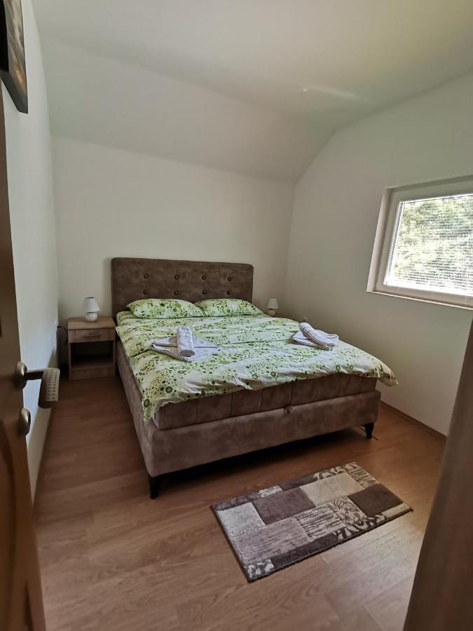 Apartment Osmajic プルジネ エクステリア 写真